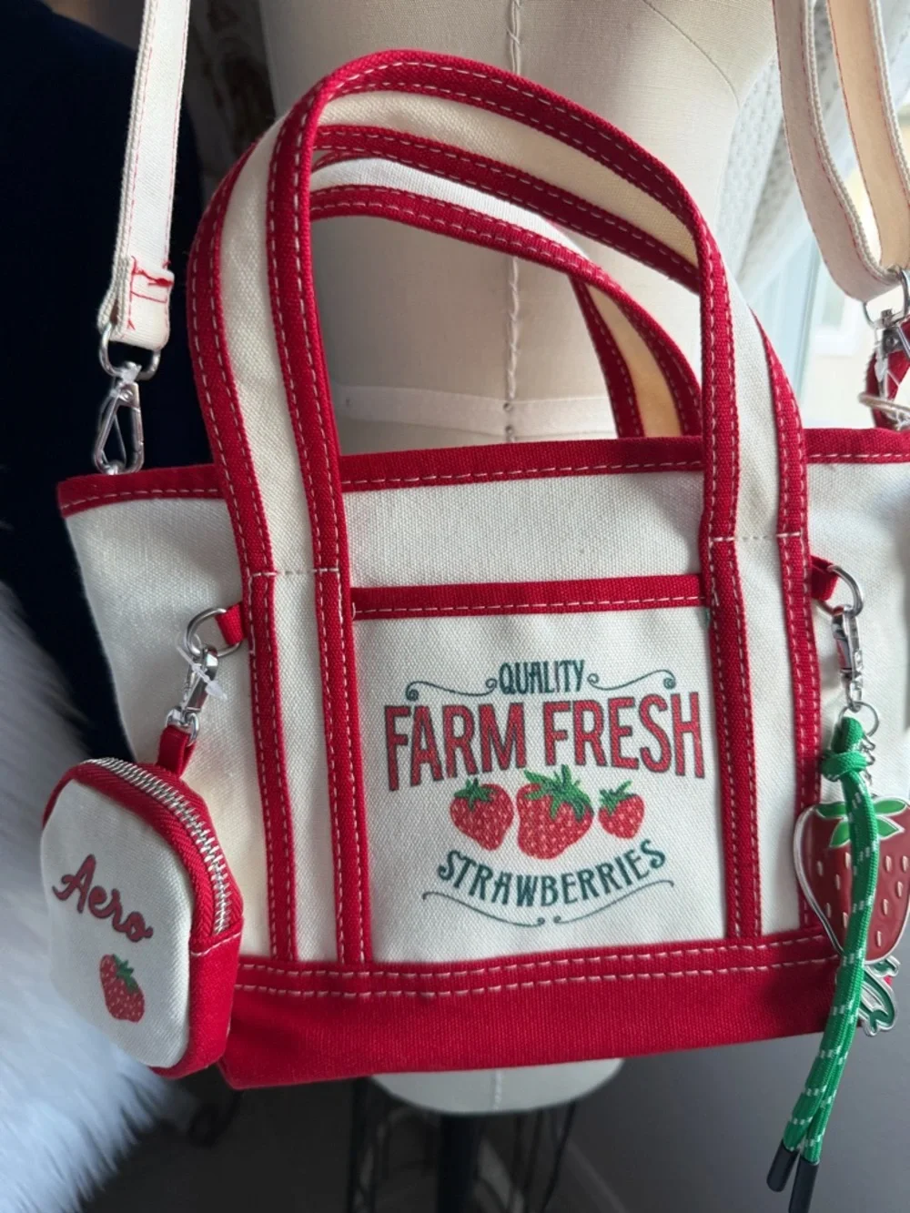 Aeropostale Red & Cream Strawberry Canvas Tote Crossbody with Strawberry Charm - Picture 14 of 17
